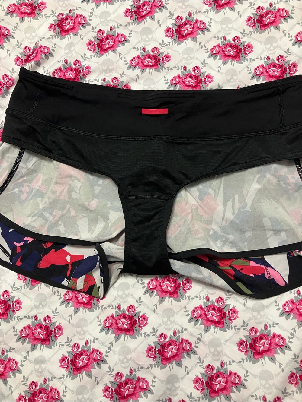 Lululemon Speed Short 2.5” Sz 10 in Pop Cut Boom Juice Multi/Black - Picture 8 of 12